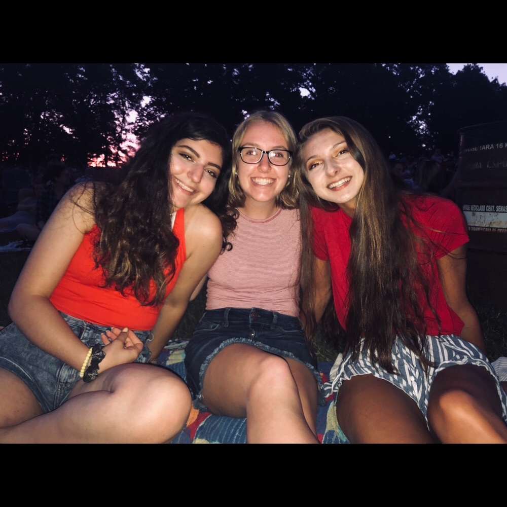 Meet your Posher, Ava